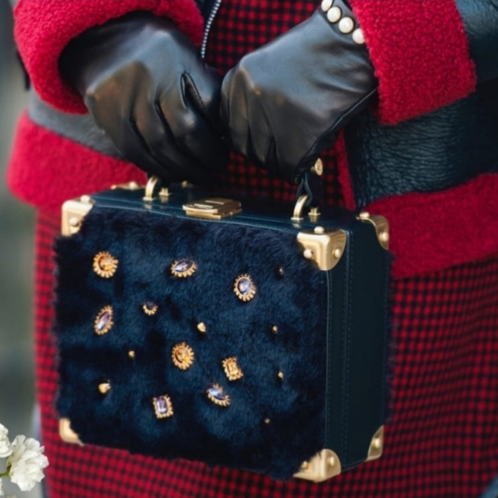 Sam Edelman Black and Gold Fur Box Bag
